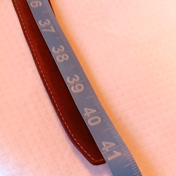Columbia Leather Belt Size 36"-38" Color: Brown (Unisex) - Picture 5 of 7